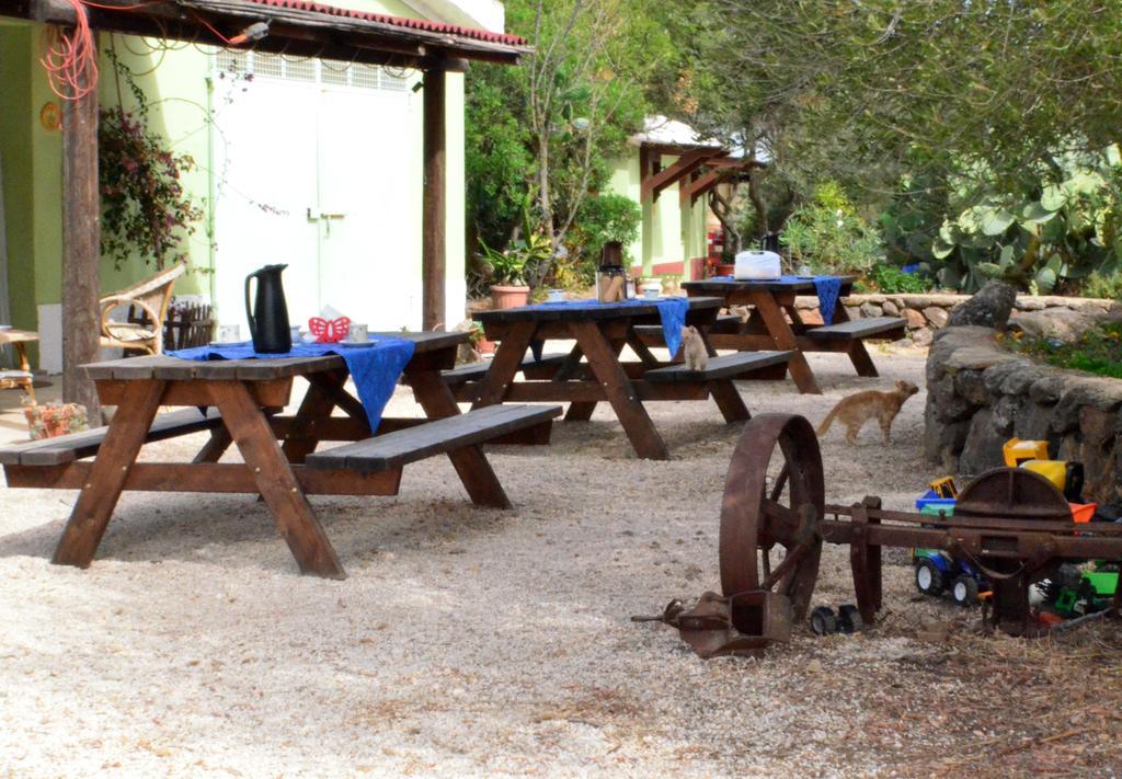 Agriturismo Pira Pinta Panzió Dorgali Kültér fotó